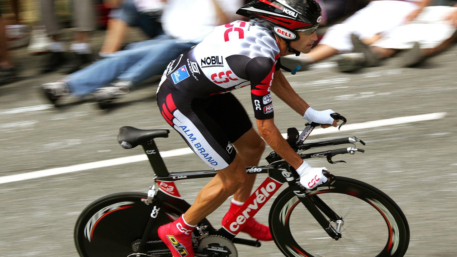 开云在线入口-CBA赛场的中国少年燃爆全场，中国男篮少年队